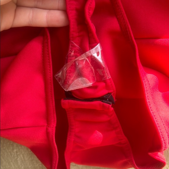 PrettyLittleThing Red High Neck Oriental Short Sleeve Bodysuit - Picture 5 of 9